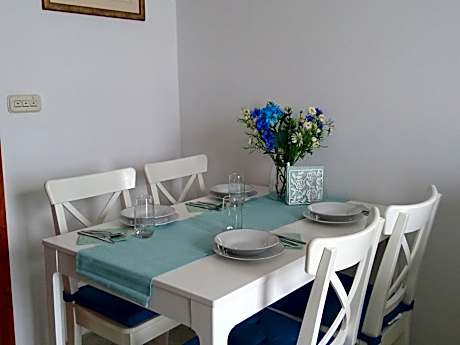 Grand Terrace Sea View Apartment ST - Two Bedroom Apartment with Sea View