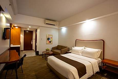 Deluxe Queen Room with Two Queen Beds