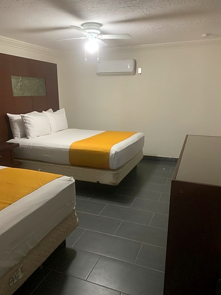 Hotel Los Arcos
