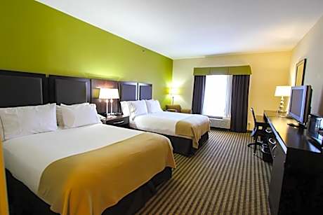 Standard Queen Room with Two Queen Beds