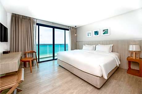 Deluxe Double Room with Sea View