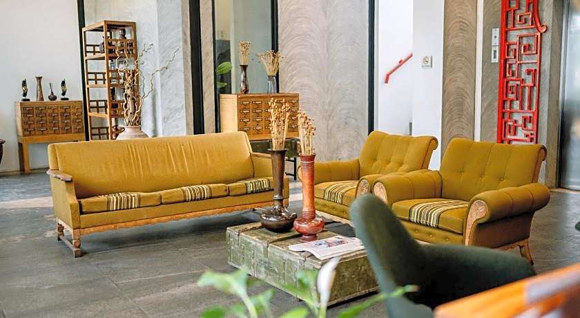 S 2 Modern Boutique Hotel