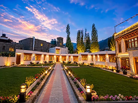 Kurja Garden Leh – Near Market