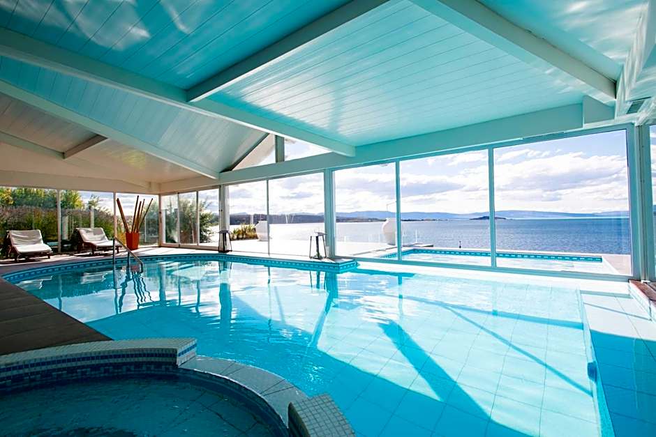 Xelena Hotel & Suites