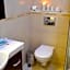 Comfort Hotel Suites