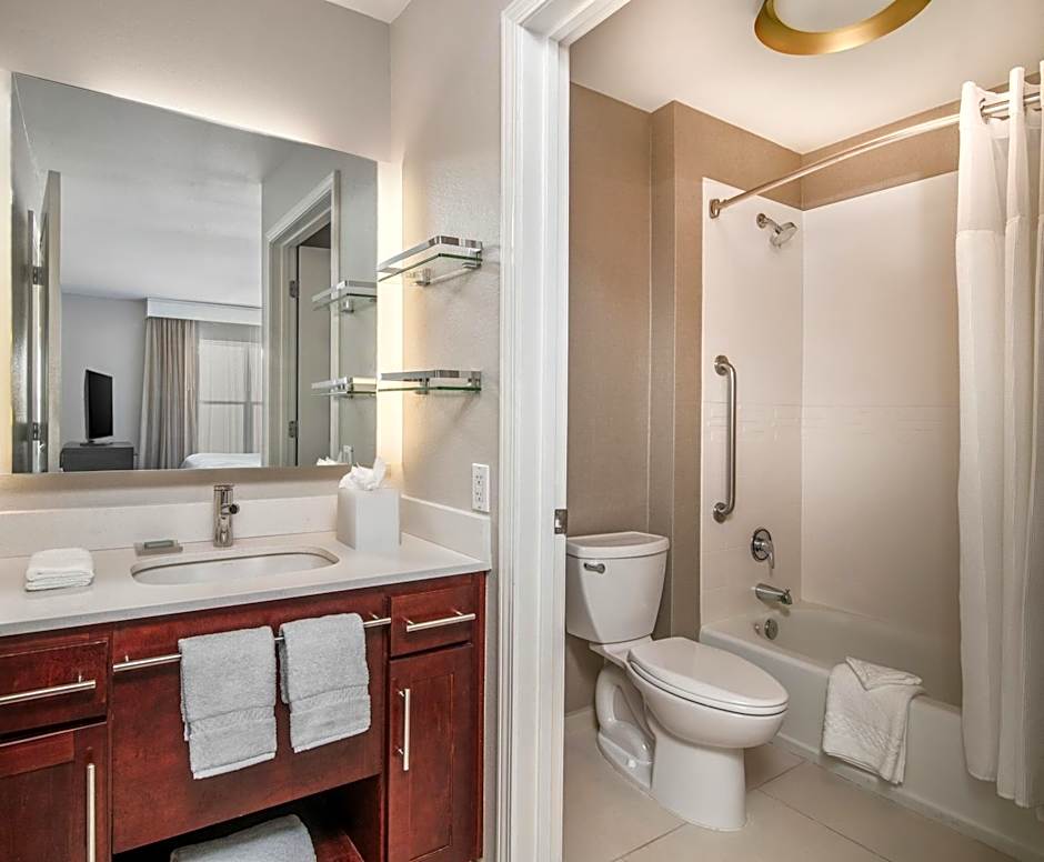 Residence Inn by Marriott Phoenix Glendale Sports & Entertainment District