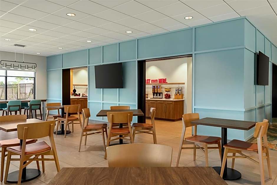 Hampton Inn By Hilton Hagerstown