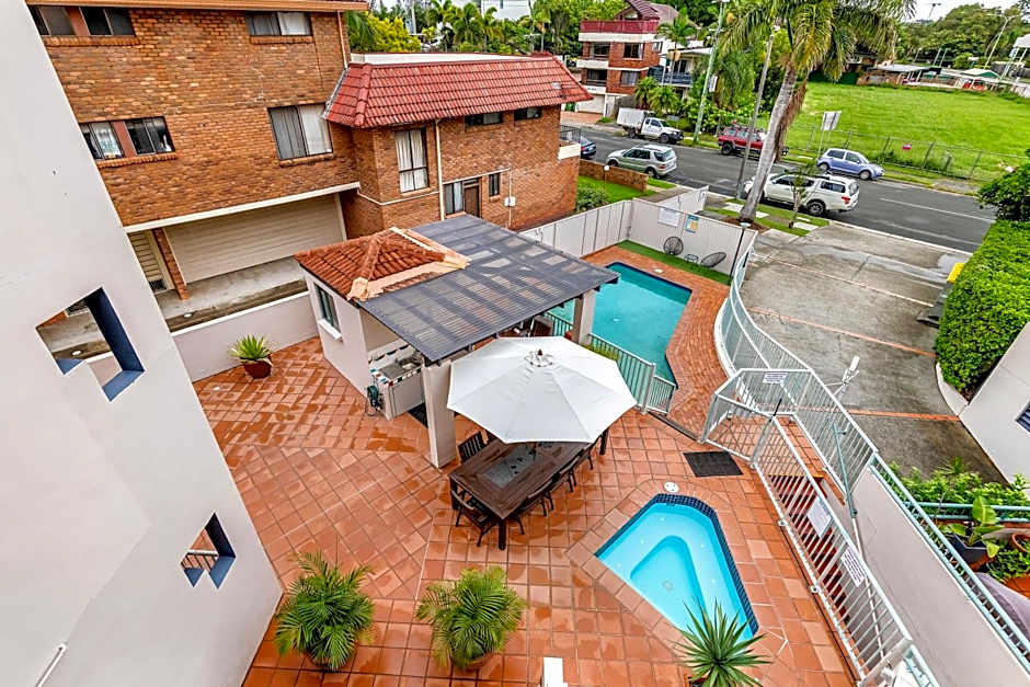 Santa Fe by the Broadwater