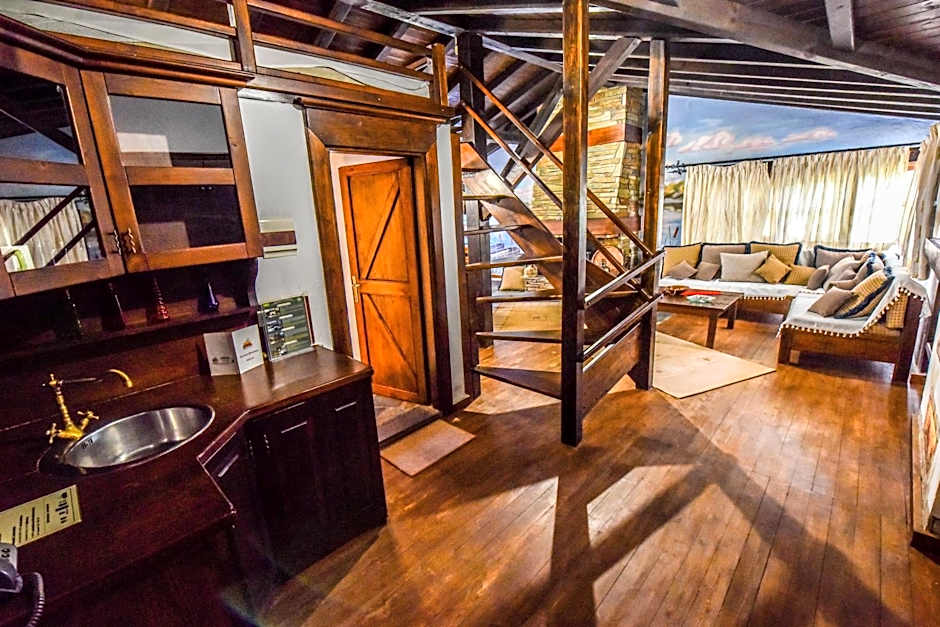 Oikoperiigitis Hotel