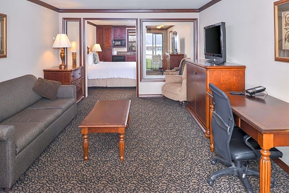 Best Western Edgewater Resort