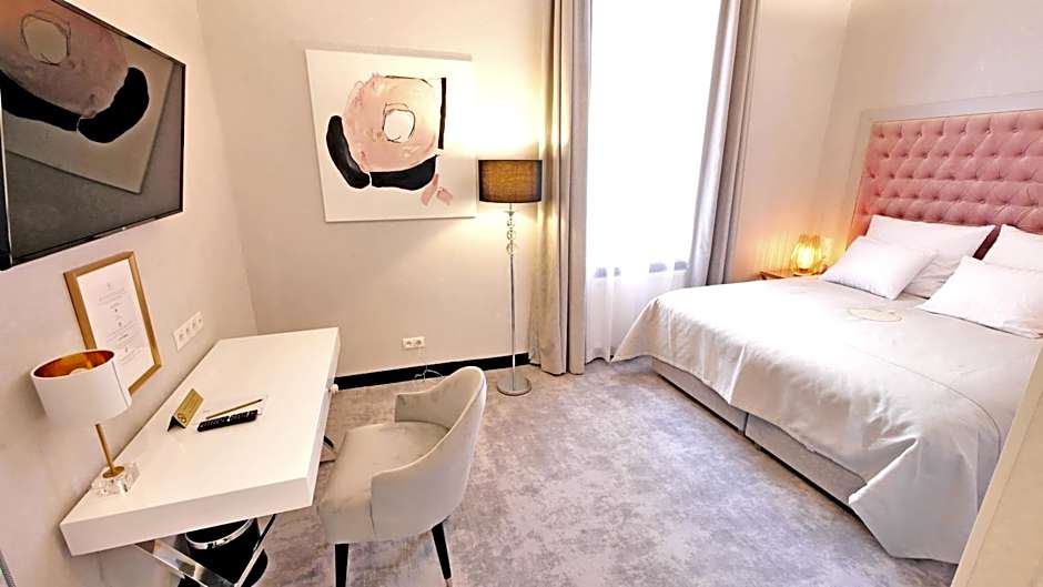 SZEWSKA 22 BOUTIQUE