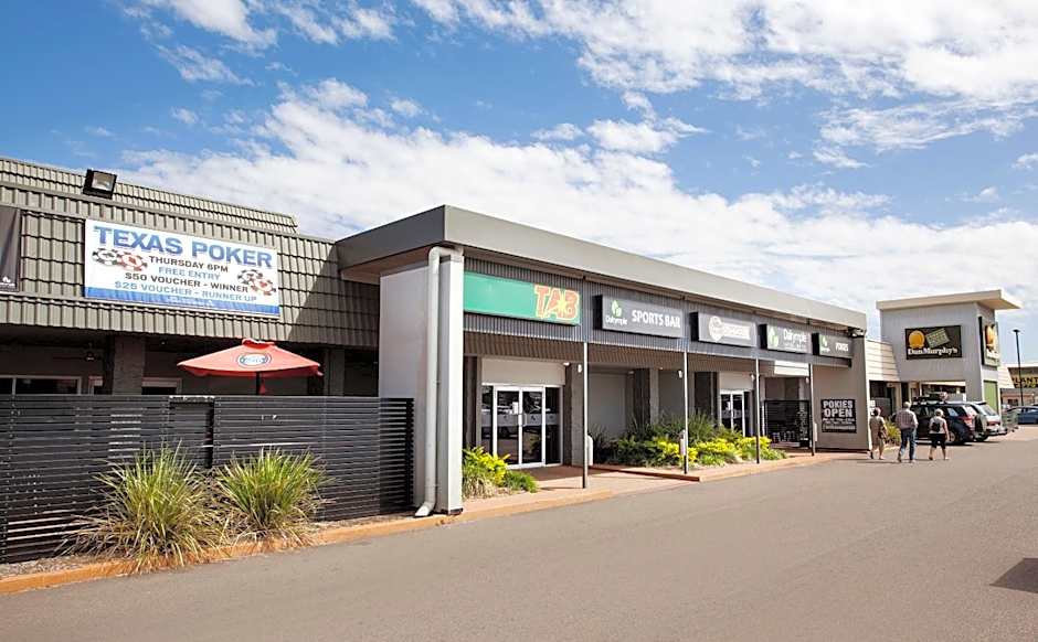 Nightcap at Dalrymple Hotel