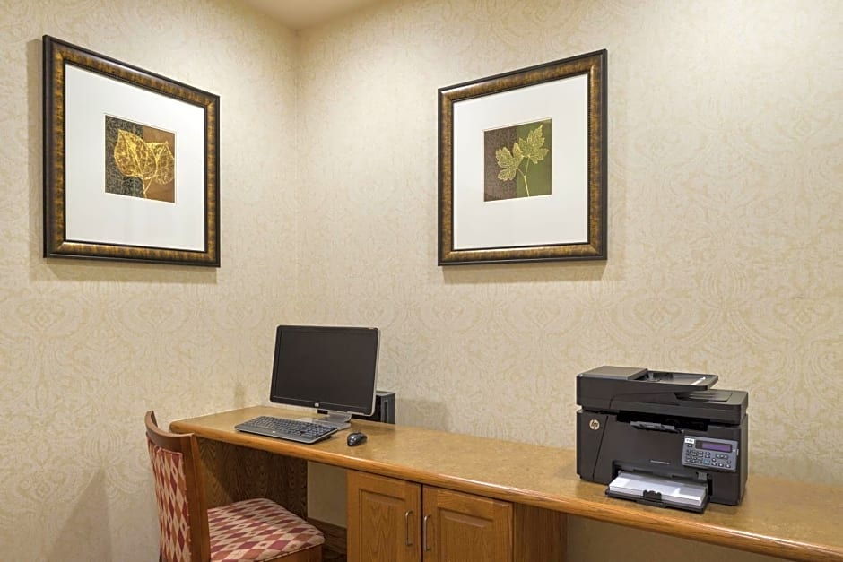 Country Inn & Suites by Radisson, St. Peters, MO