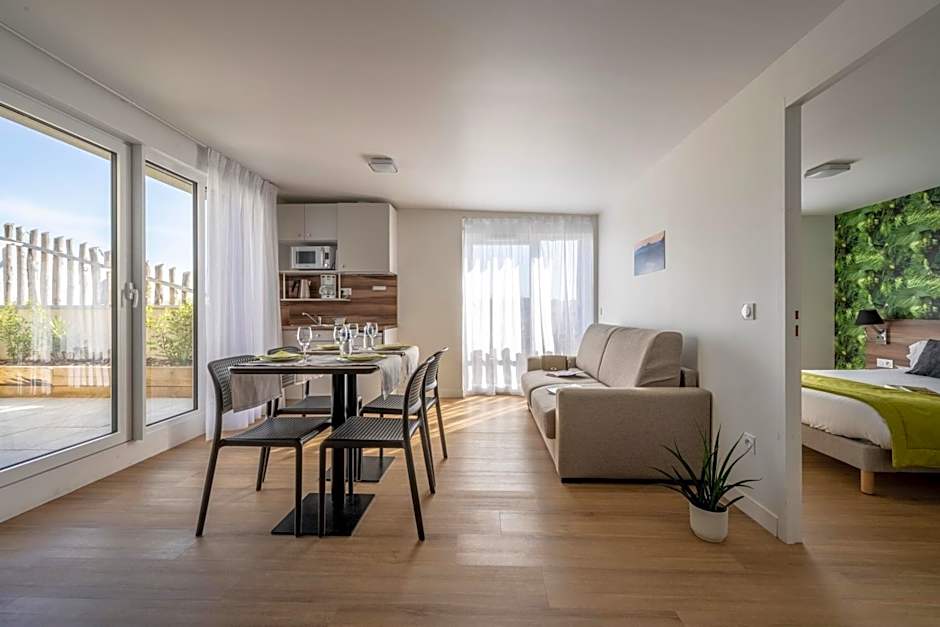 ATHOME RESIDENCE ET SPA