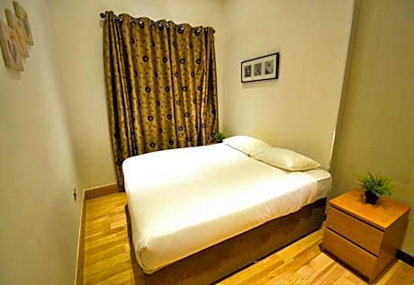 Two-Bedroom Apartment (4 Adults)