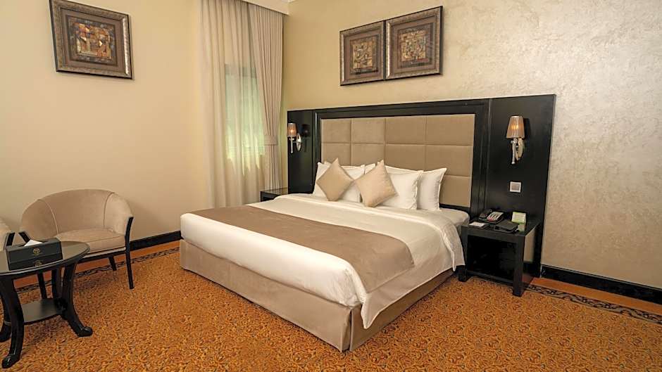 Royal Grand Suite Hotel