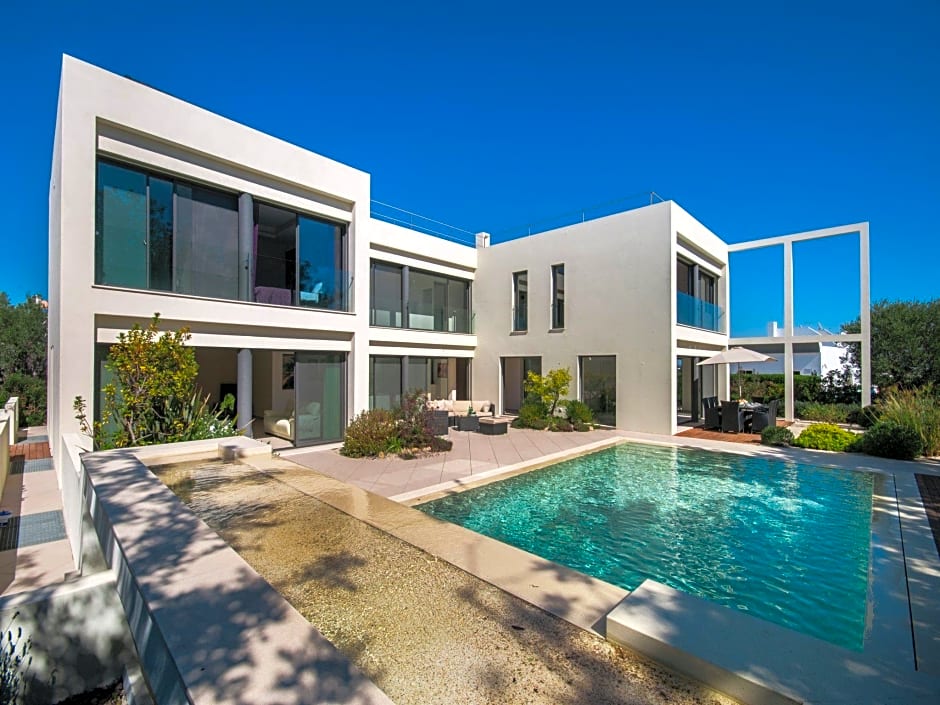 Luxurious Villa in Tavira with Private Pool