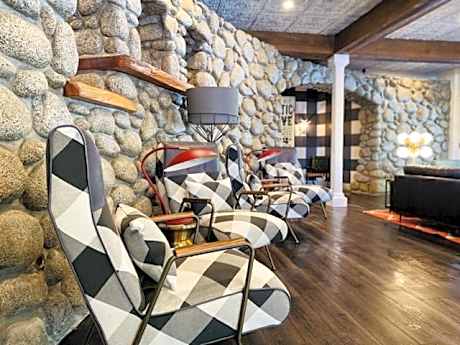 The Creekstone