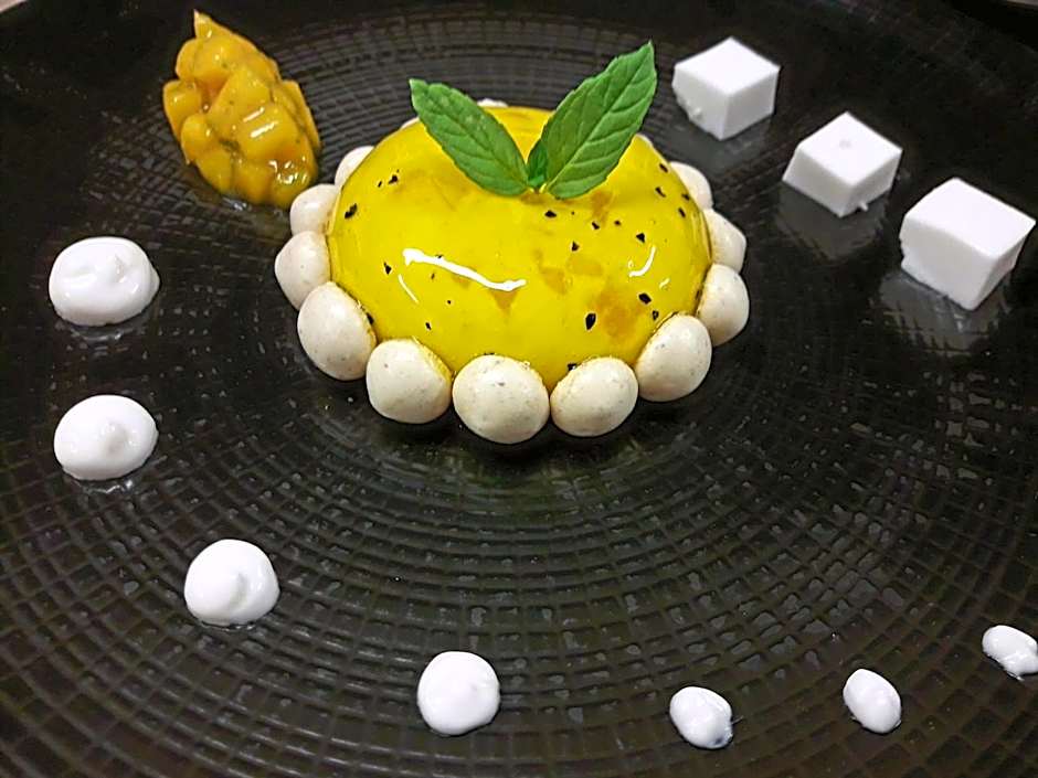 Hôtel De France - Restaurant L'insolite