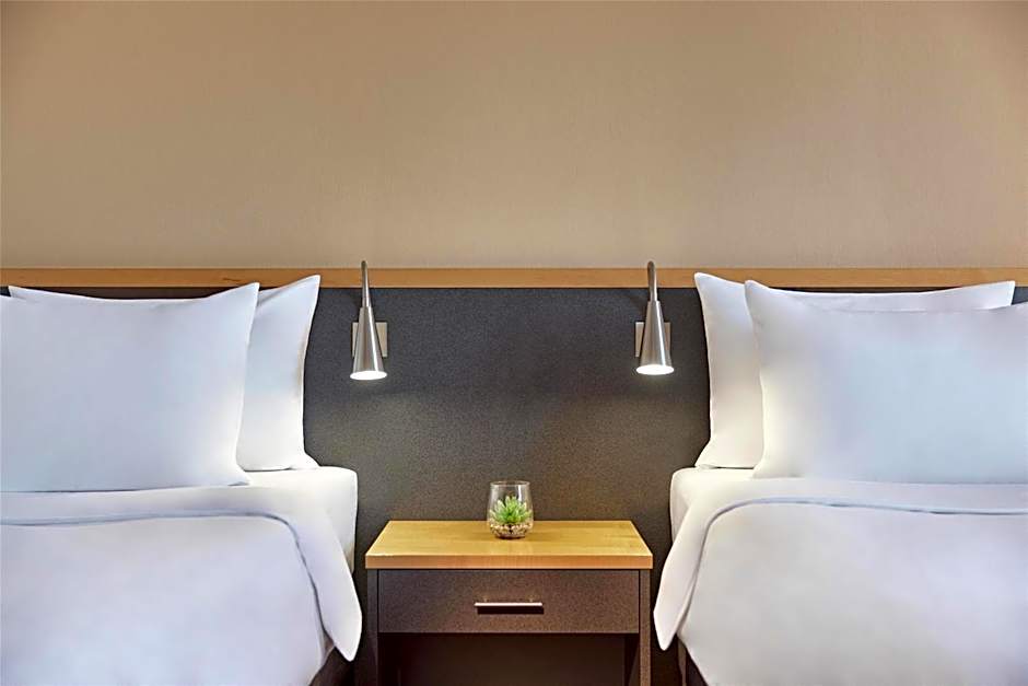 The Curve Hotel BayArena