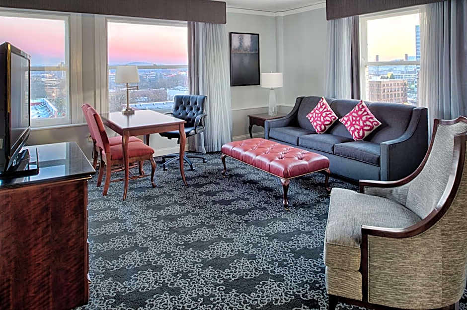Embassy Suites by Hilton Portland-Downtown