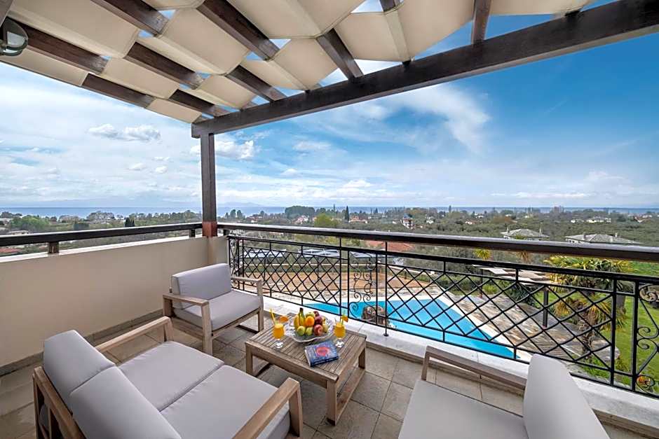 Iakovakis Suites & Spa