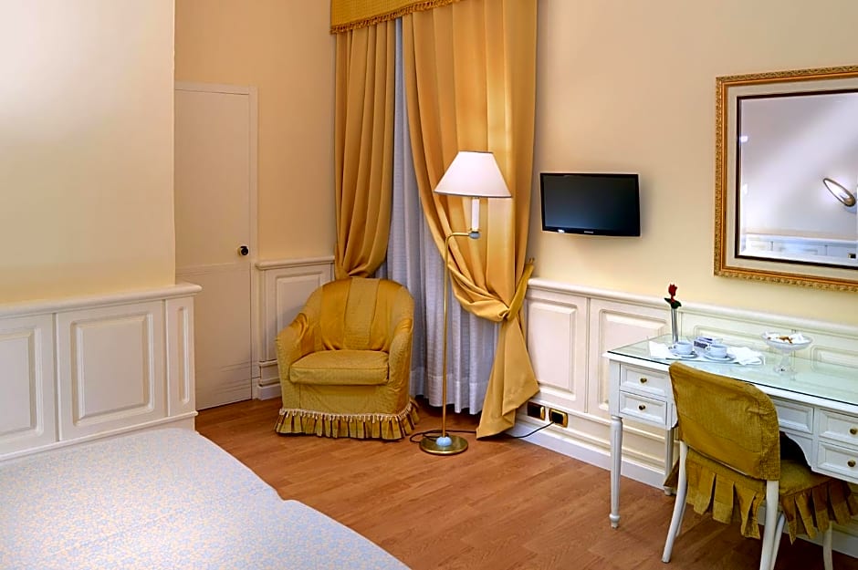Ambasciatori Palace