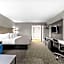 Quality Inn & Suites At Dollywood Lane