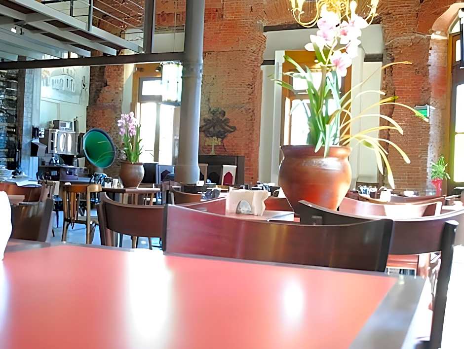 La Fresque Hotel Boutique
