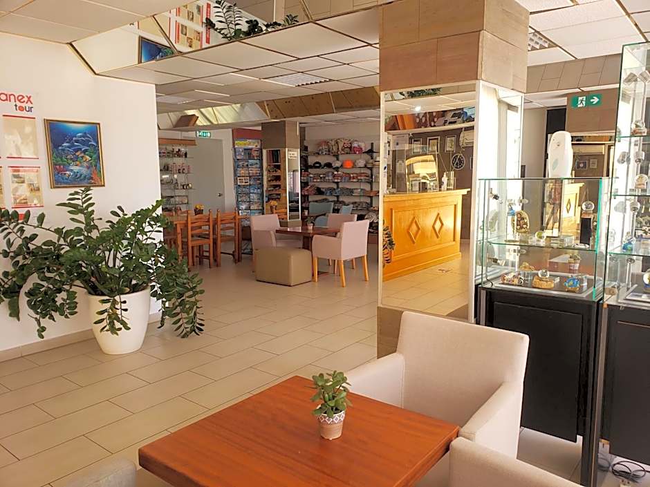 Napa Prince Hotel Apts