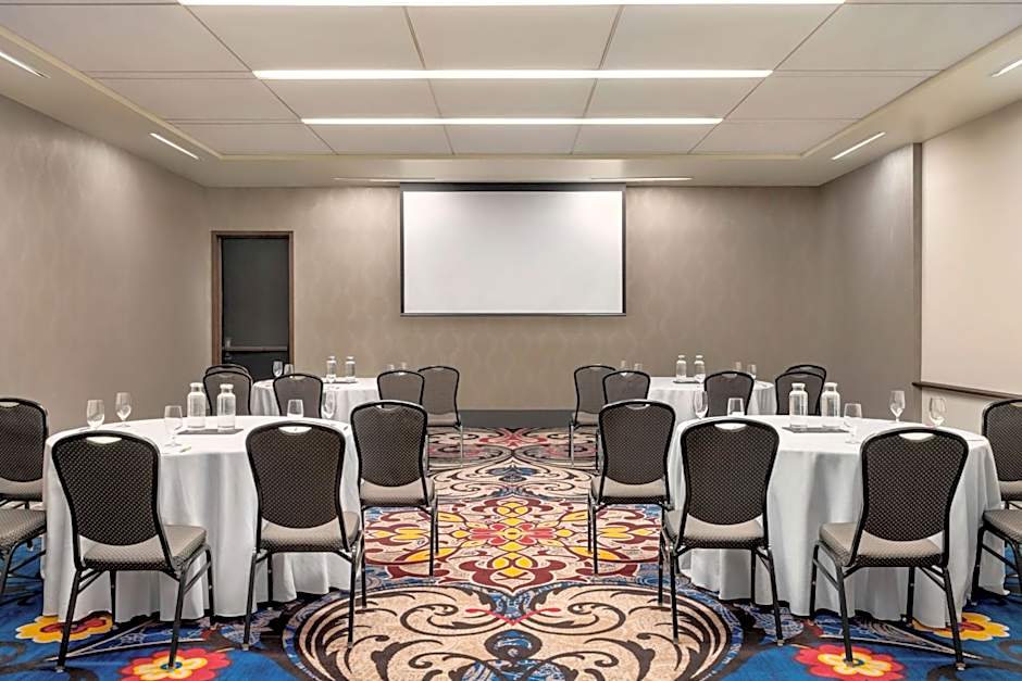 Hilton Motif Seattle