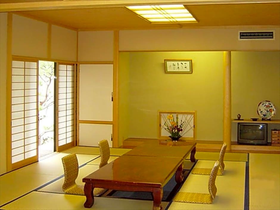 Rokugatsu-no-Mori Auberge