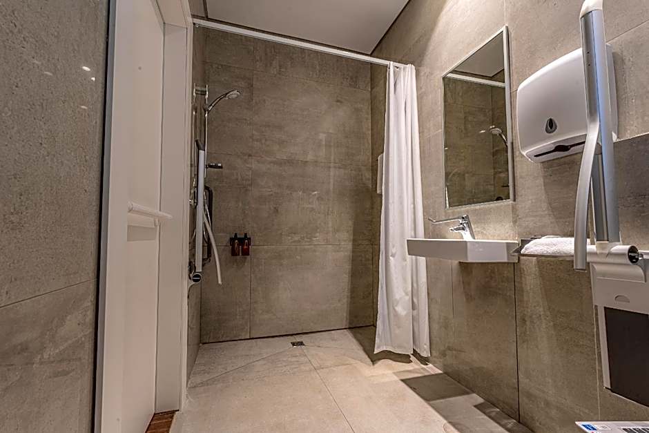 Hematian Hotel by Effy