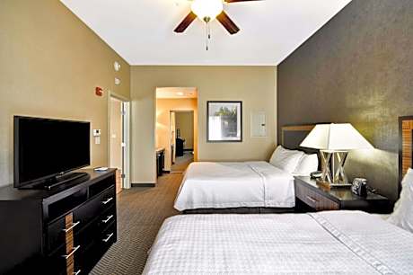 2 Queen Beds 1 Bedroom Suite Nonsmoking