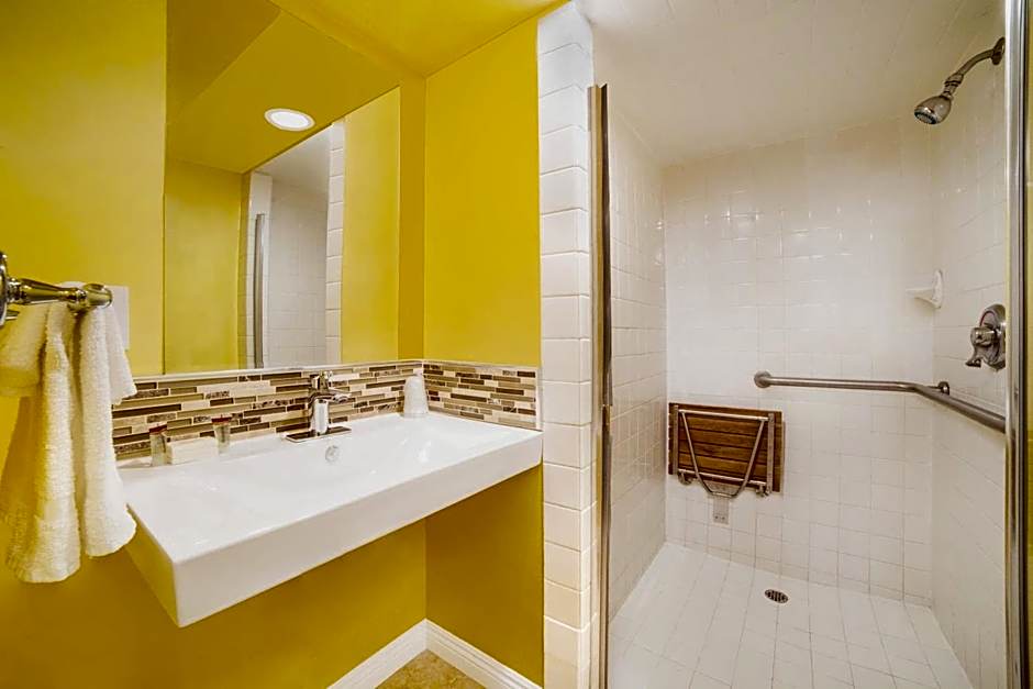 El Patio Inn Studio City