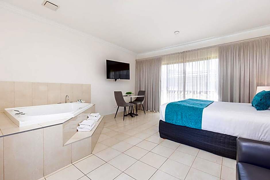 Comfort Inn Deakin Palms