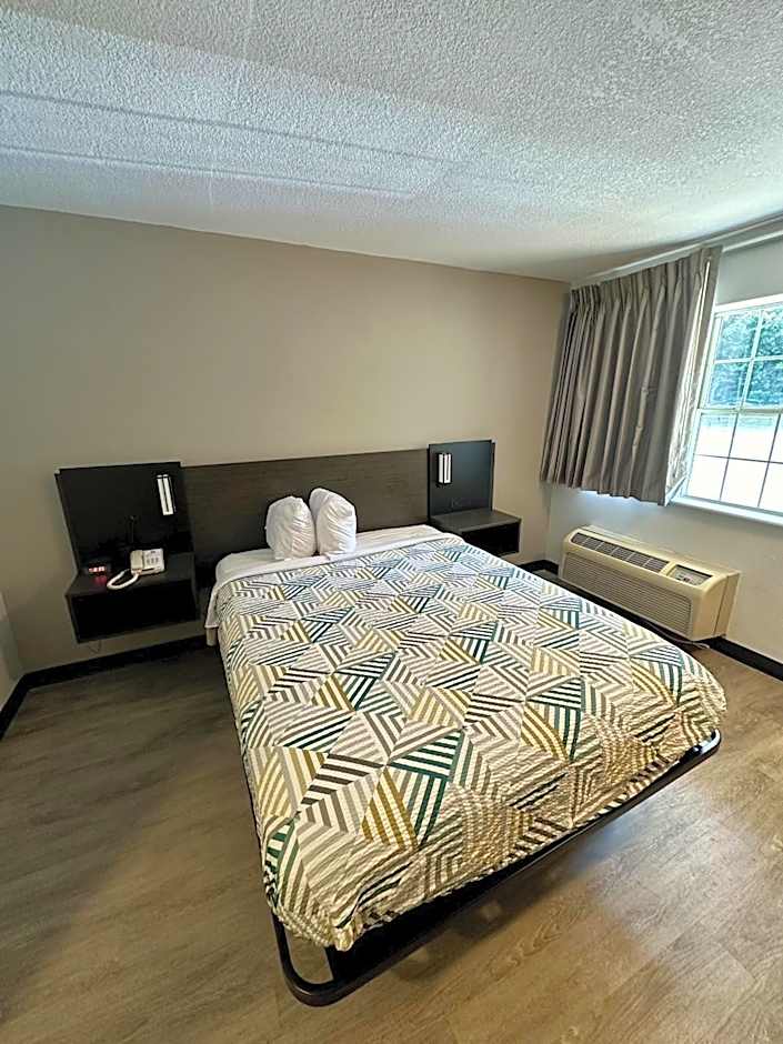 Studio 6 Columbus GA Columbus Airport