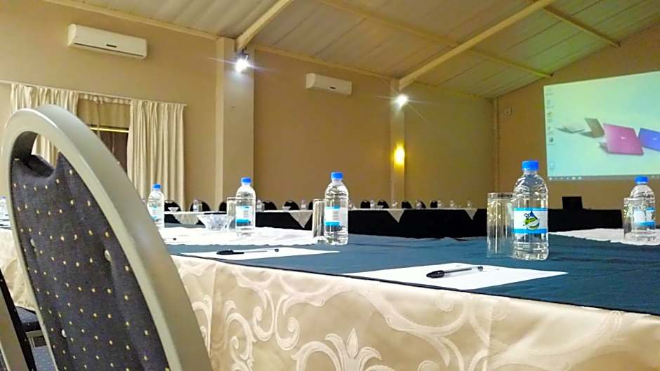 Floreat Riverside Lodge and Spa