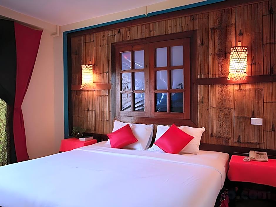 Phumanee Home Hotel