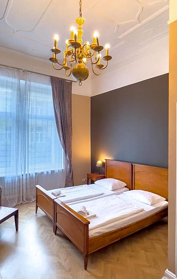 Hotel-Maison Am Olivaer Platz