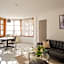 Deluxe Swan Stone Castle Apartment