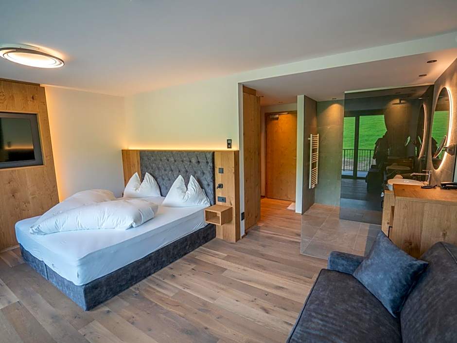 Hotel Purvita - Ski In Ski Out - Infinity Pool