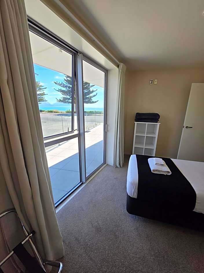 Kaikoura Waterfront Apartments