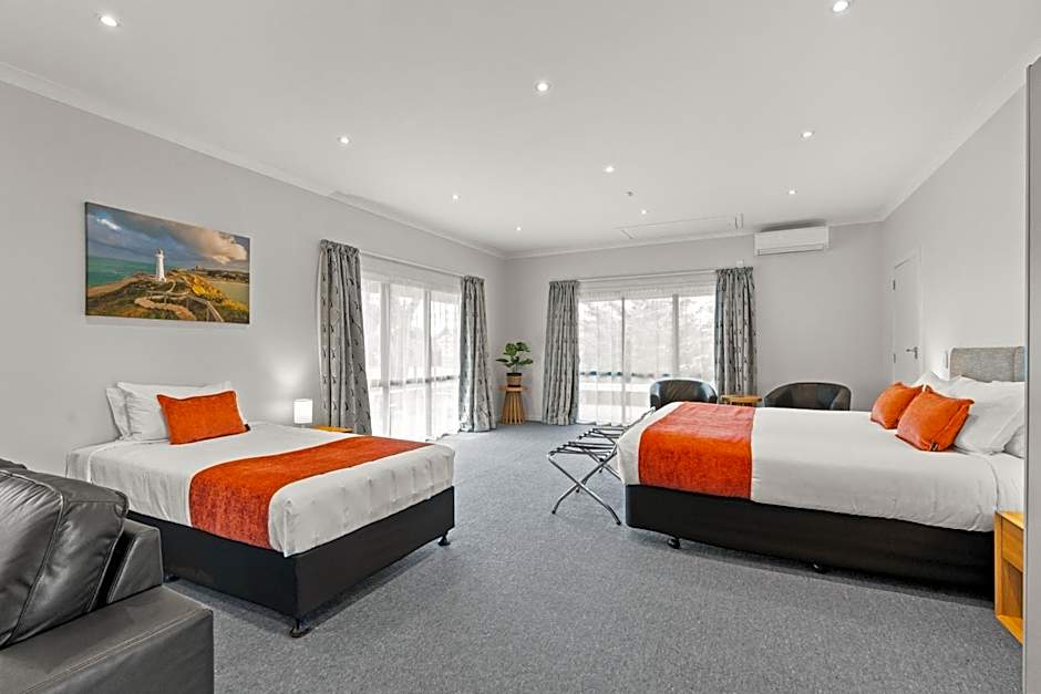 Oak Estate Motor Lodge