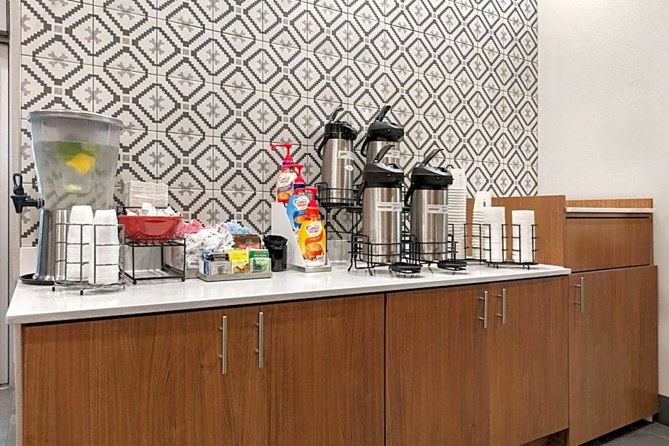 La Quinta Inn & Suites by Wyndham Belton - Temple South