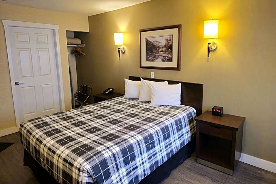 Rodeway Inn & Suites