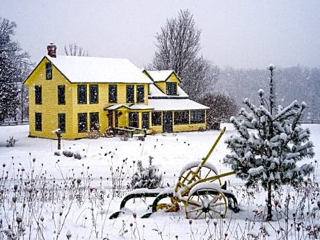 Bark Eater Inn