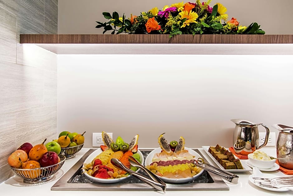 Hampton Inn by Hilton Cucuta