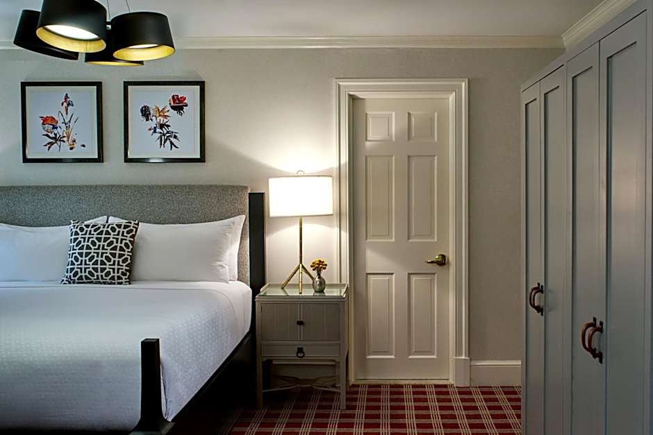 Photo 1 of 4 of 1 Queen Bed Guestroom, Ground Floor
