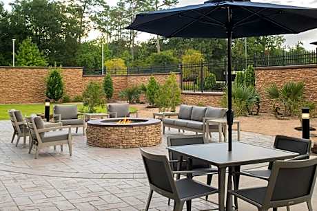 Courtyard by Marriott Houston City Place